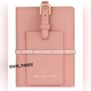 Michael Kors Luggage Tag And Passport Holder